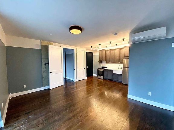 2nd image of 187 Kent Ave #759