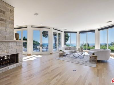 17900 Vicino Way, Pacific Palisades, CA, 90272