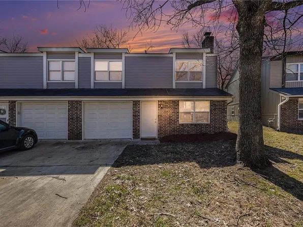 14132 Merrywood Cir, Grandview, MO 64030