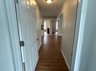 31 Wakefield St, West Warwick, RI 02893