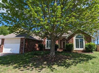3960 N Broadway Ave, Springfield, MO 65803