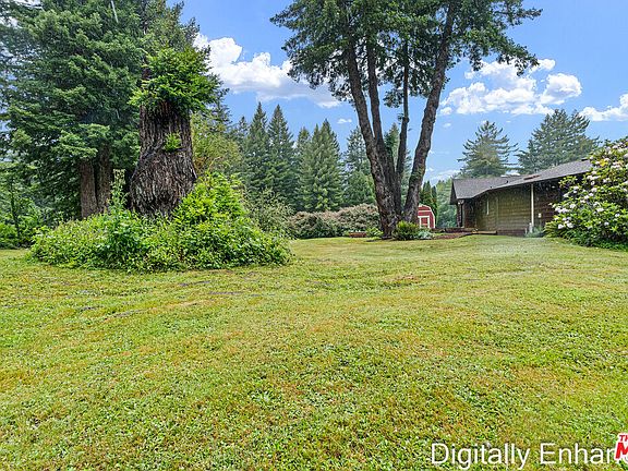 4th image of 220 Malvin Murphy Ln
