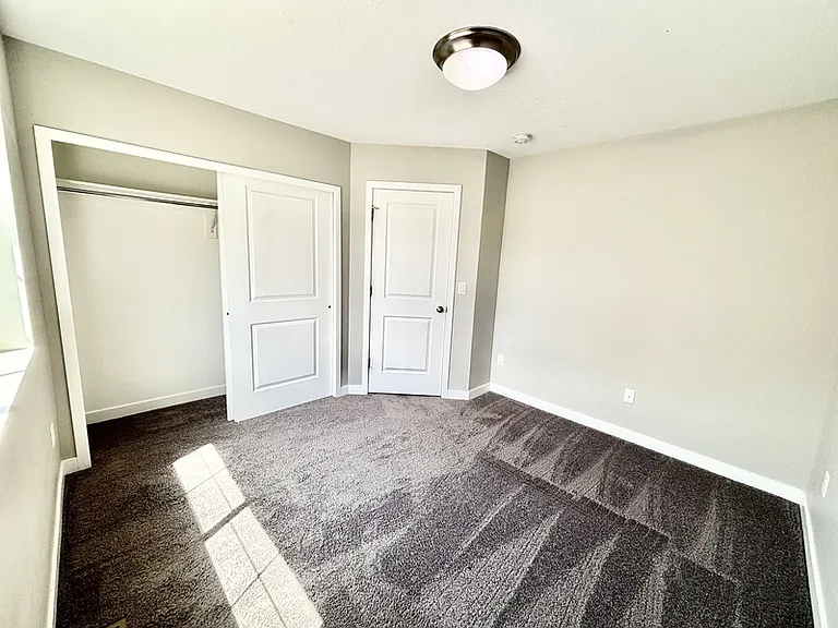 153 E Brushy Canyon St — Photo 36