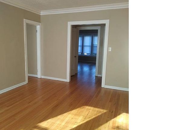 5th image of 7236 S Dorchester Ave #1
