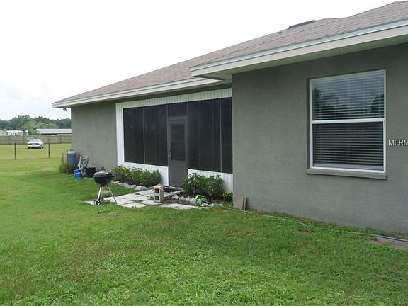 2nd image of 3418 Todd Country Pl