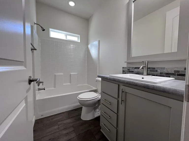 2206 S Ellsworth Rd #3B — Photo 8
