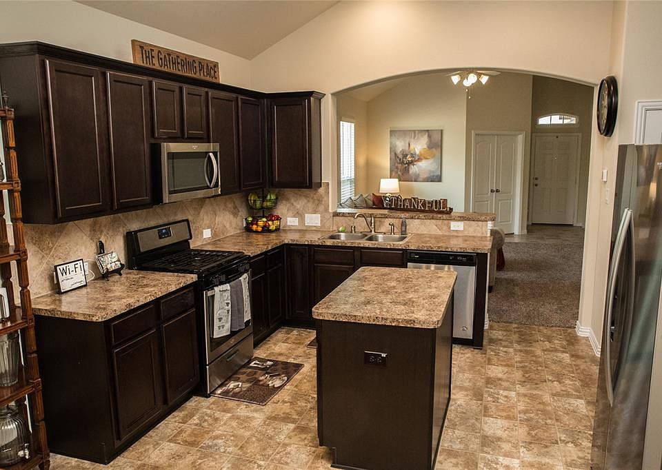 1st image of 16414 Darlington Meadow Ct