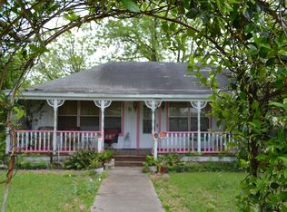 620 E Main St, Yorktown, TX 78164