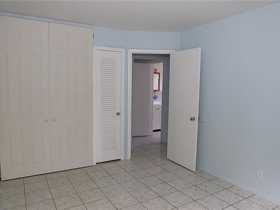 3rd image of 5881 NE 18th Ave APT 1