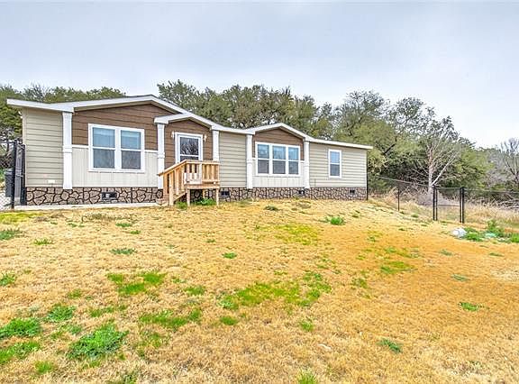 2nd image of 800 Blackfoot Ct