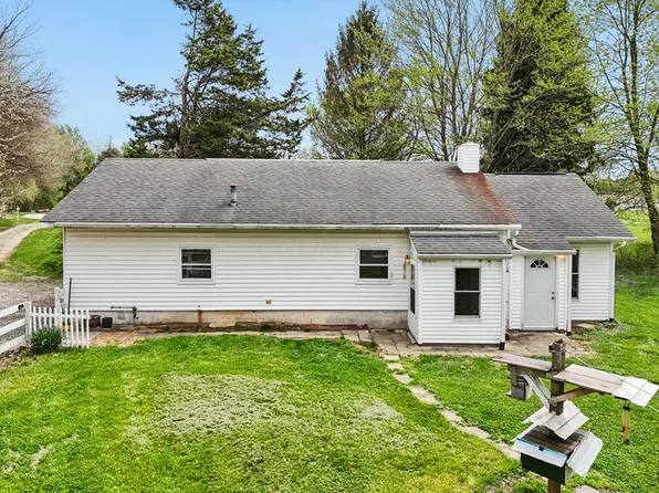 12459 Saylor Rd NW, Baltimore, OH 43105