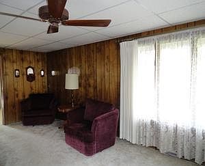 4th image of 101 Maude St