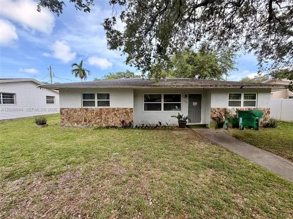 5180 SW 27th Ter, Fort Lauderdale, FL 33312