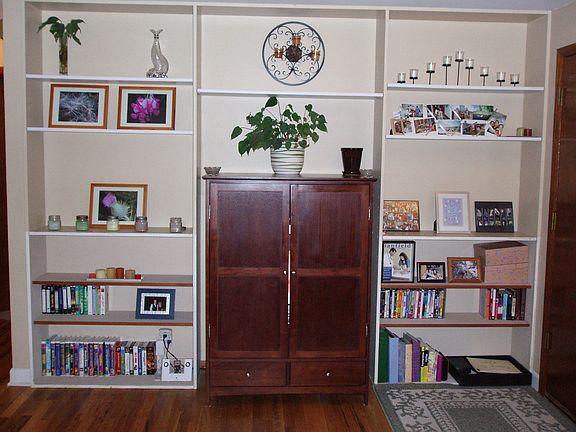 Built In Bookcase