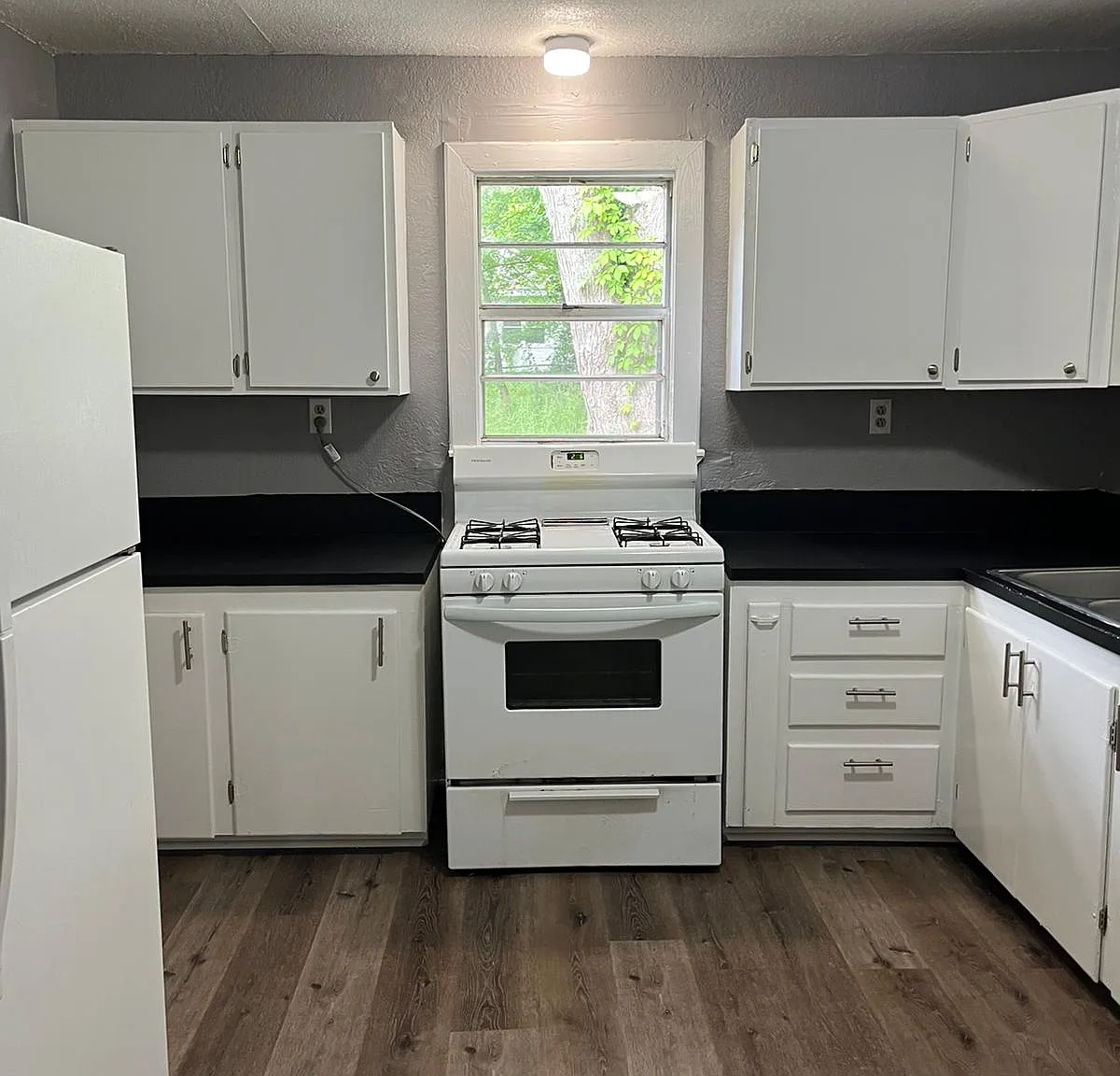 2 bed, 728 sqft, $845 — Photo 4