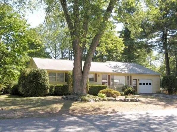 9 Wildwood Ln, Nashua, NH 03060