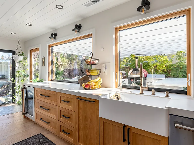 1778 La Playa Dr — Photo 8