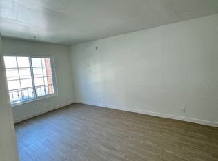 3861 Vinton Ave #2B-2BA-965SQFT, Culver City, CA 90232