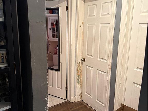 5th image of 1155 18th St