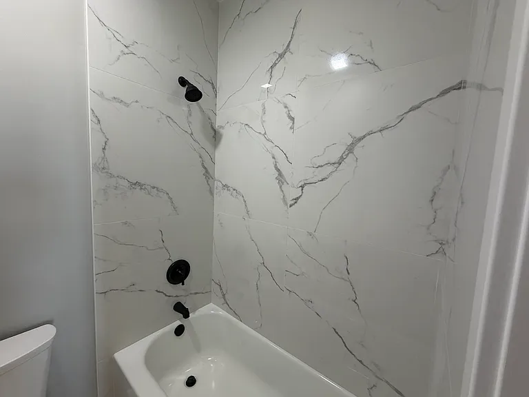 2410 Albatross St #12 — Photo 18