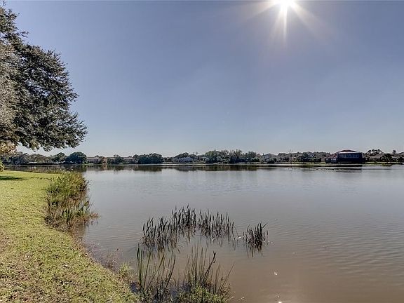 2nd image of 6916 Lake Place Ct