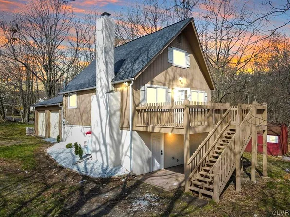 143 Sycamore Ln, Long Pond, PA 18334