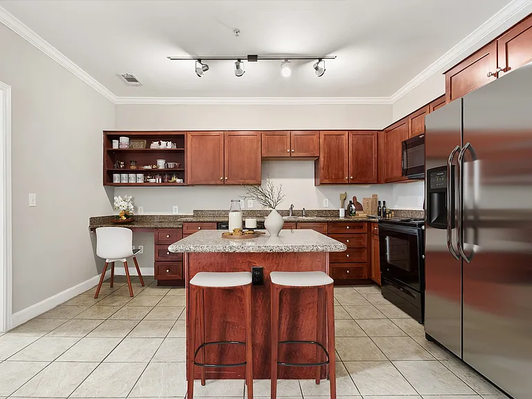 10x Living at Grandview — Photo 10
