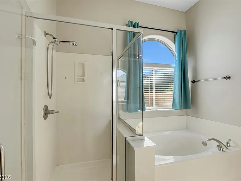 2149 Sentito Cir — Photo 23