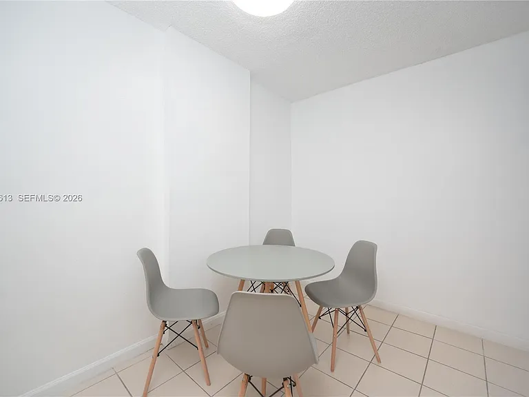 500 NE 26th St #2C — Photo 7