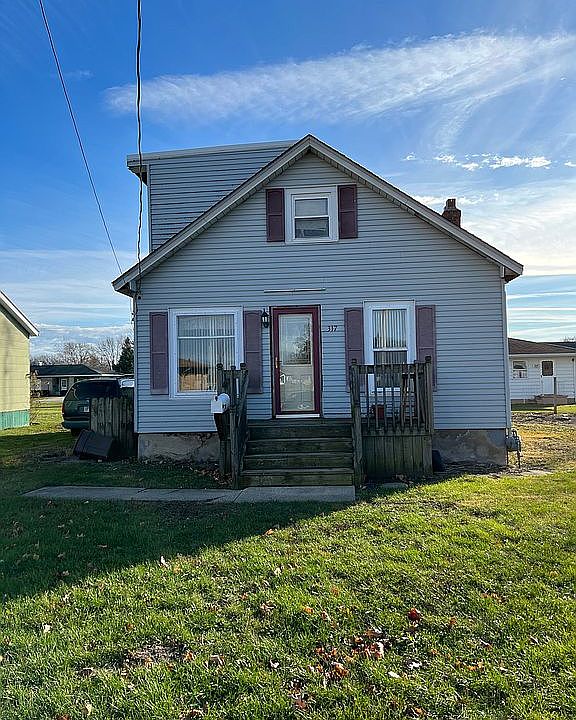 2nd image of 317 Richards St