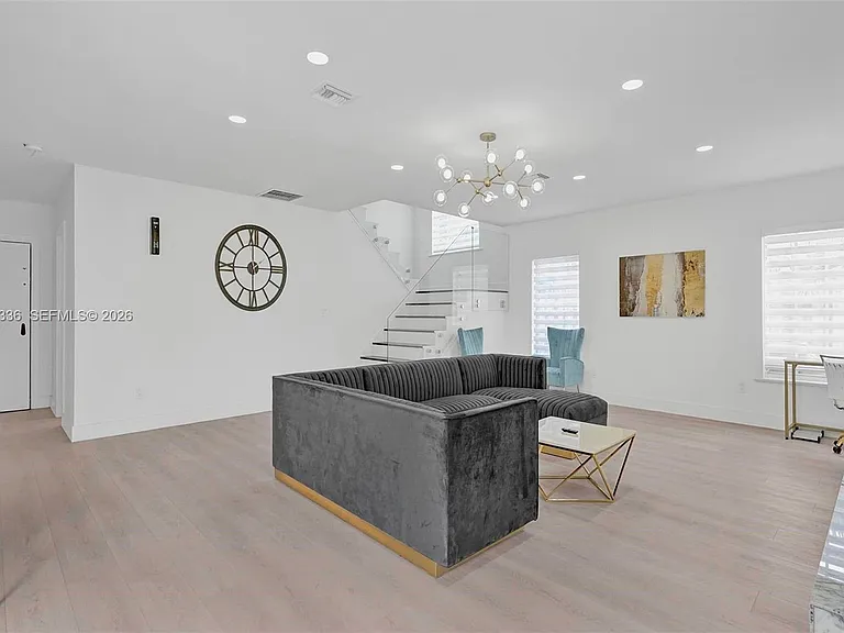5440 NE 22nd Ave — Photo 56
