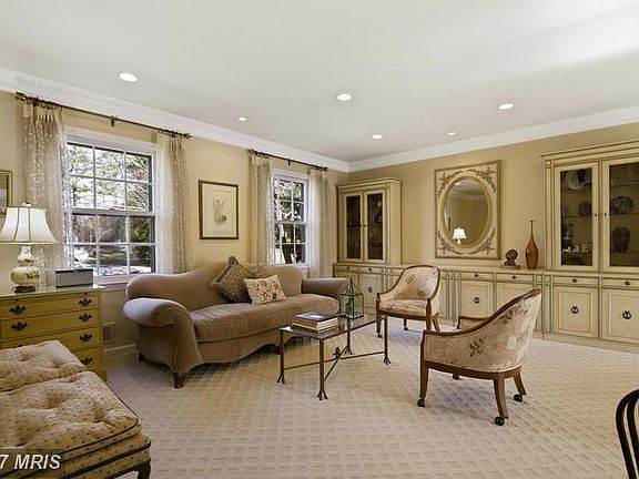 3rd image of 5 Grovepoint Ct