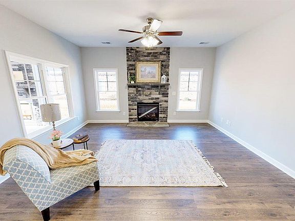 4th image of 123 Muirfield Pl
