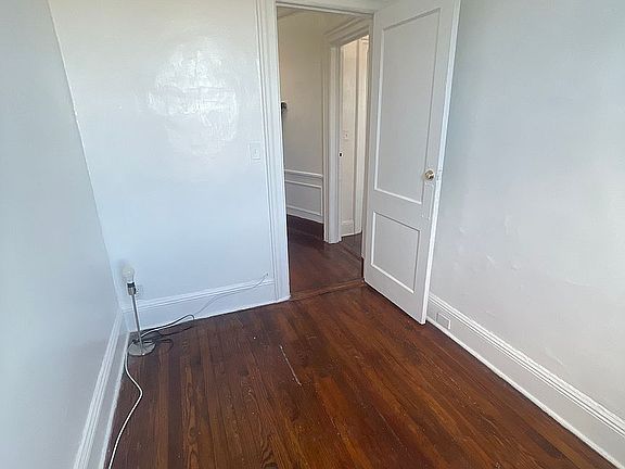 3rd image of 3492 Cannon Pl Floor 1