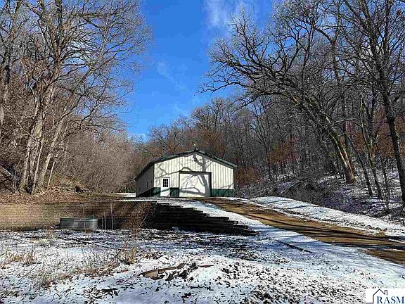 3rd image of 23955 Lime Valley Rd