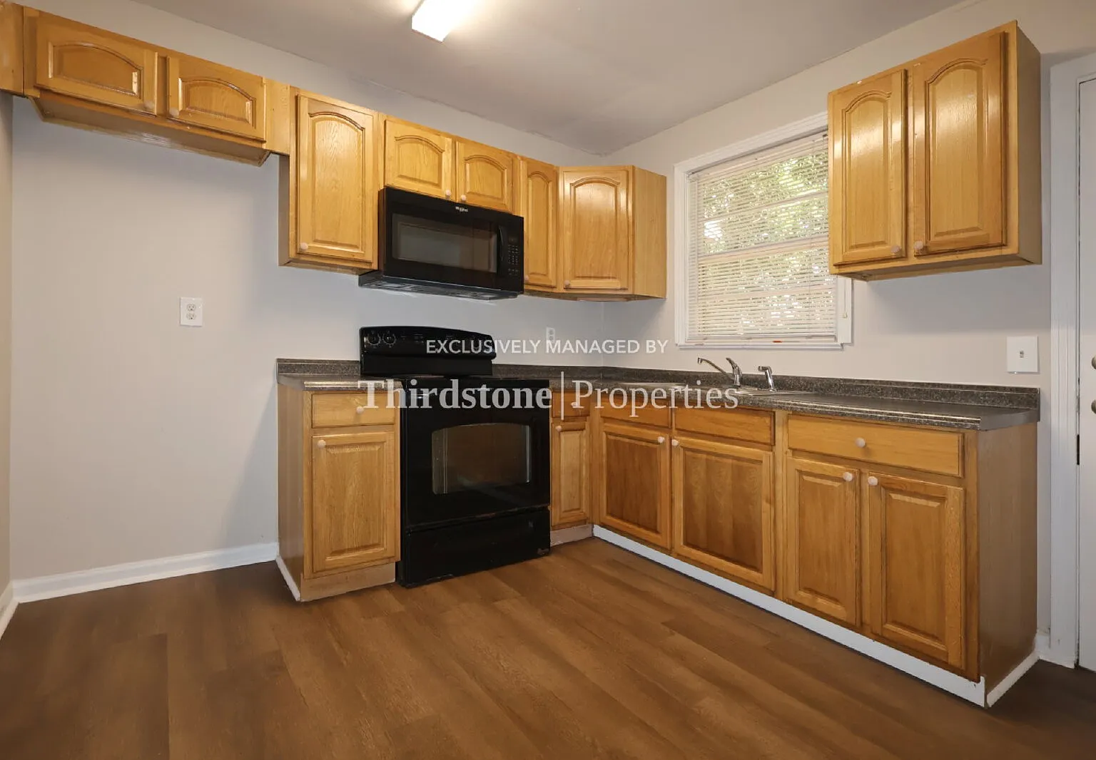 789 Gardenia Ln, Jacksonville, FL 32208 — Photo 2