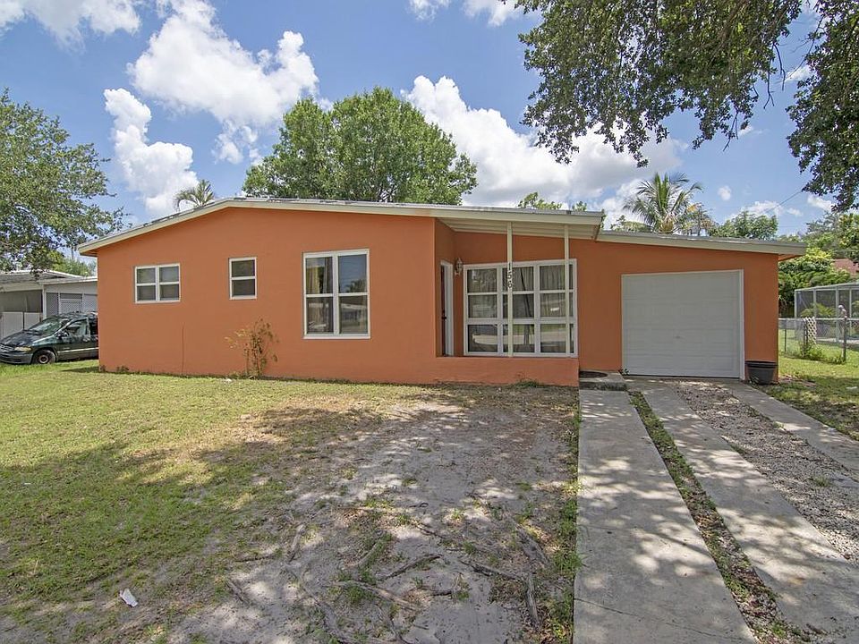 1st image of 156 SE Prima Vista Blvd