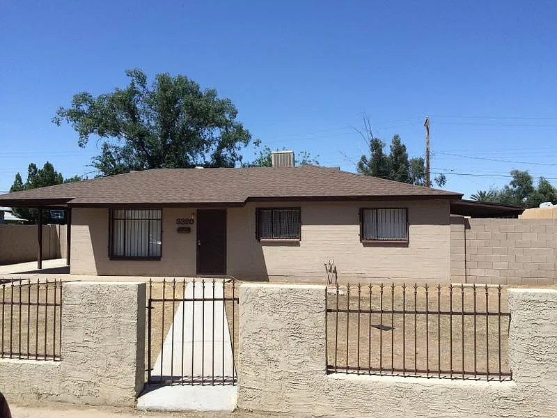 4 bed, 1600 sqft, $1,995 — Photo 1