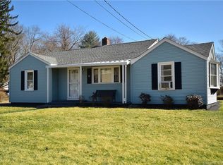 9 Buckingham Rd, Mansfield, CT 06250