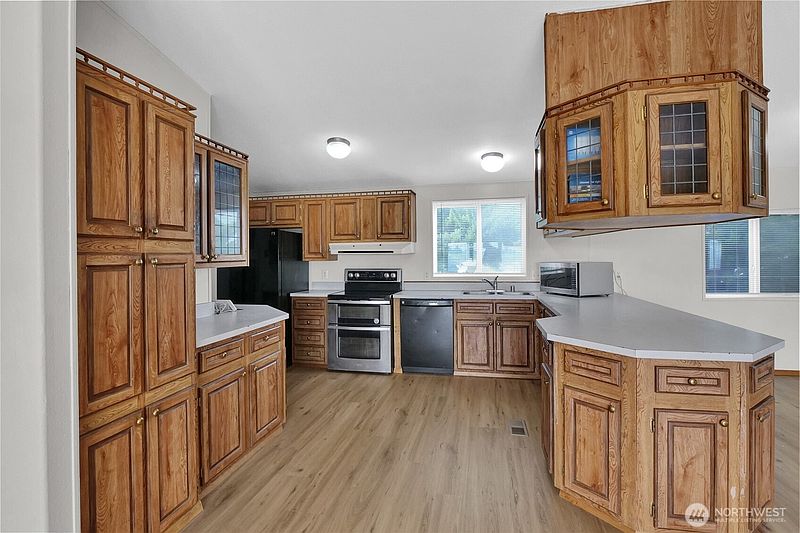 5th image of 6316 Ferguson Road NE