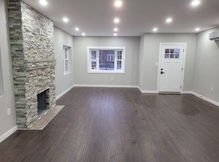 13069 227th St, Springfield Gardens, NY 11413