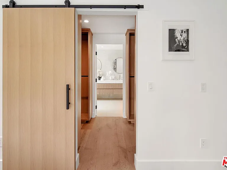 3621 Maplewood Ave — Photo 39