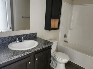 67 Londonwood Dr, Davison, MI 48423