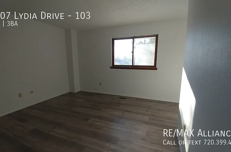 1807 Lydia Dr #103 — Photo 11