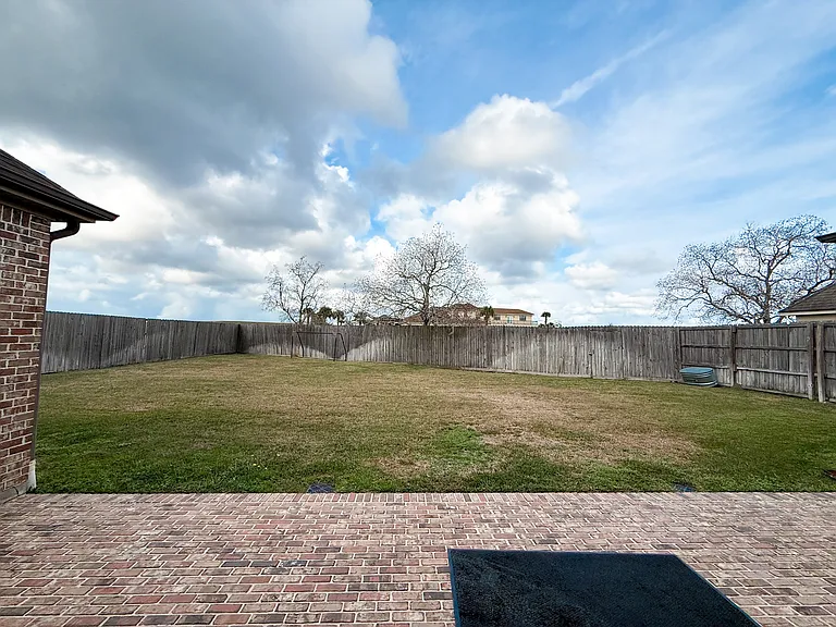 6470 Claybourn Dr — Photo 26