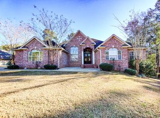 5 Bristol Ln, Hattiesburg, MS 39402