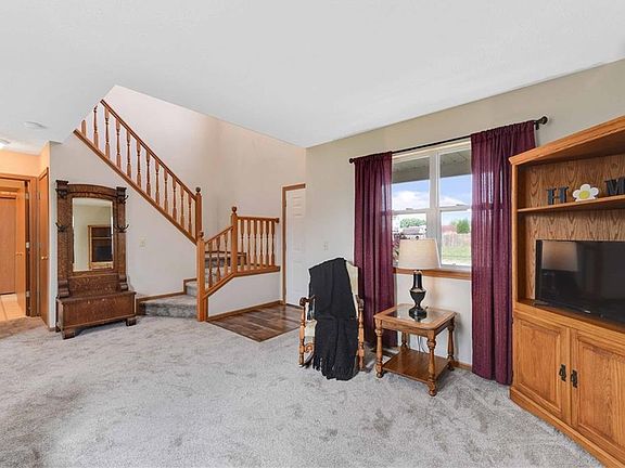 5th image of 5671 Boxwood Dr