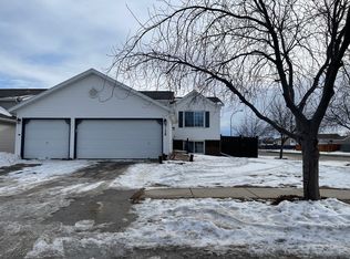 5134 7th Ln S, Fargo, ND 58103