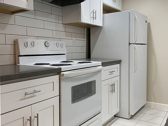 2nd image of 871 W California Ave Unit G