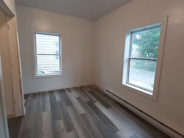 44 Cherry St — Photo 3